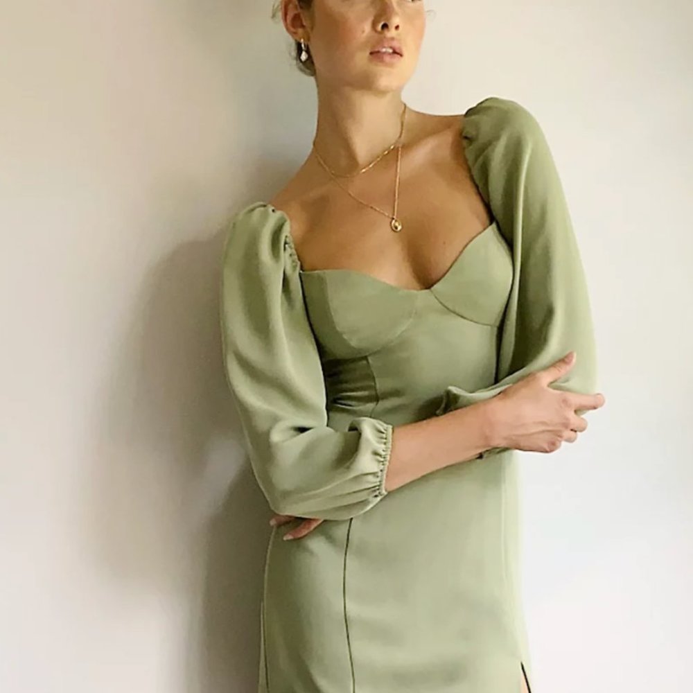 Aritzia Novella Dress // Sage Frost